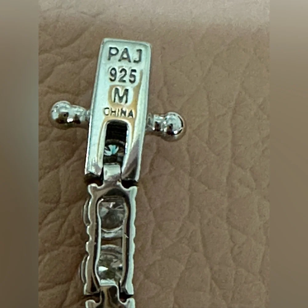 Tennis 5.5 carat diamonds bracelet - Picture 5 of 11